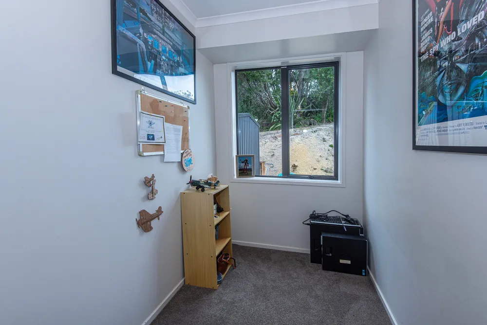 Photos of 183 McLennan Road