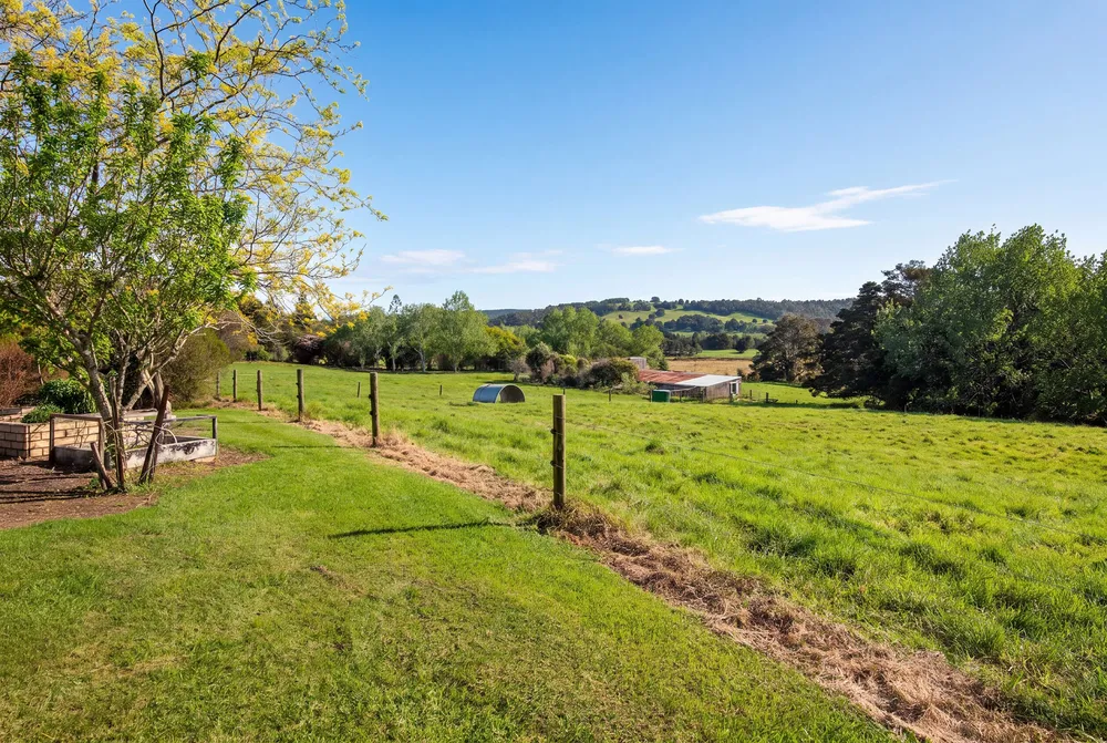 Photos of 183 McLennan Road
