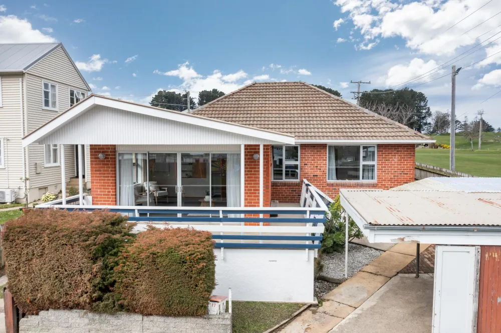 Photos of 17 Bruntsfield Place