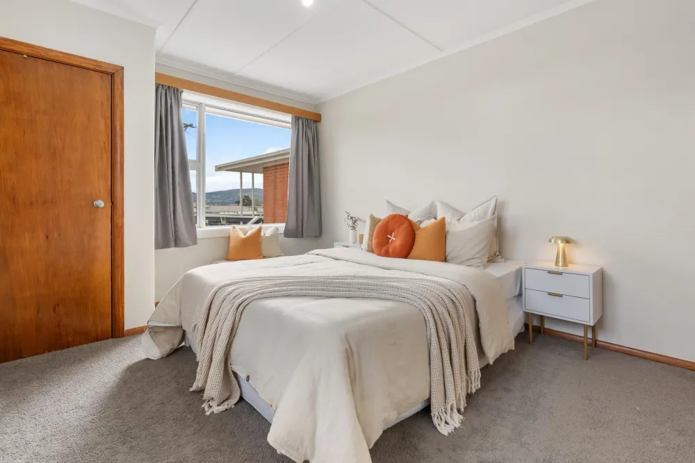 Photos of 17 Bruntsfield Place