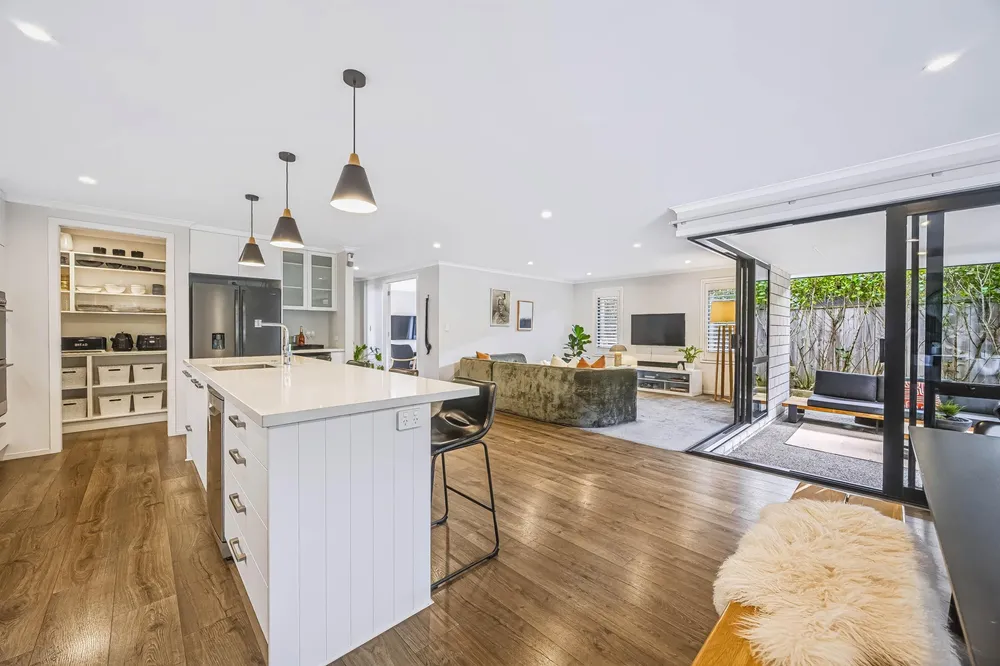Photos of 37 Raithburn Terrace