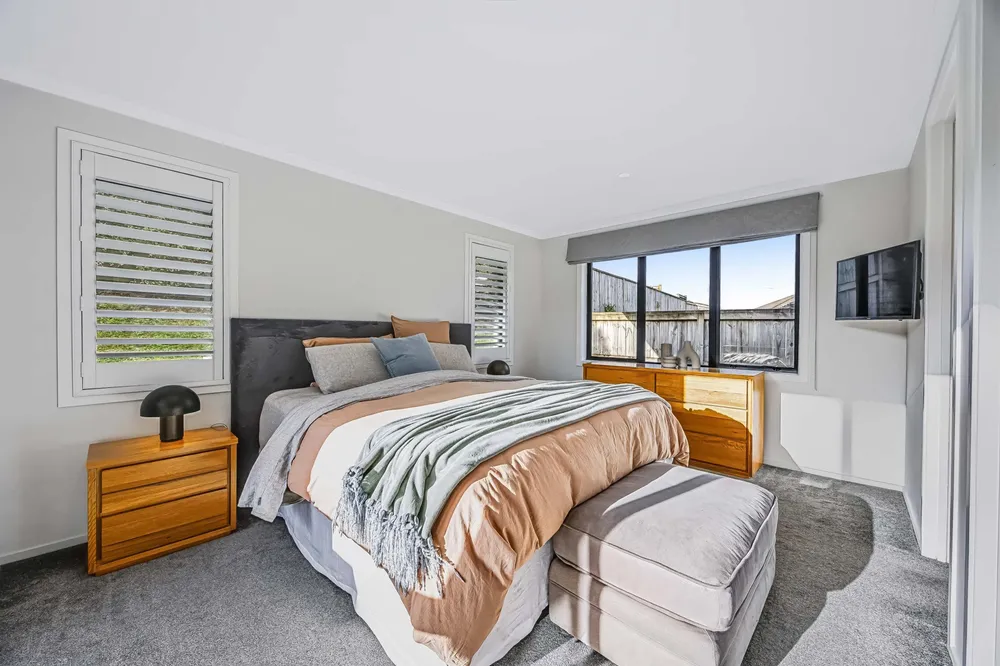 Photos of 37 Raithburn Terrace