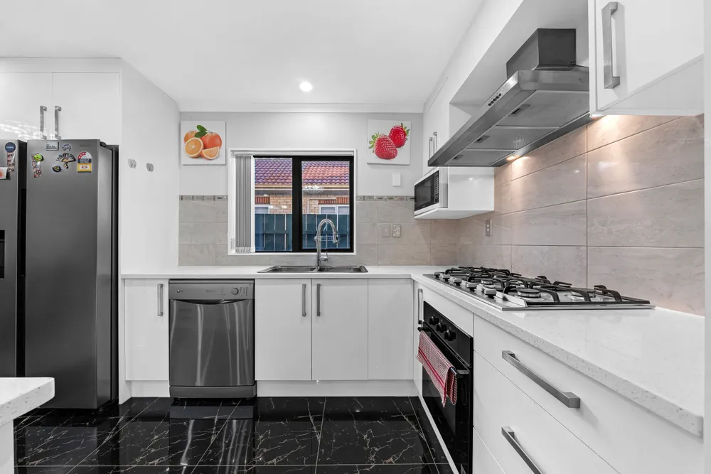 Photos of 15B Seymour Avenue
