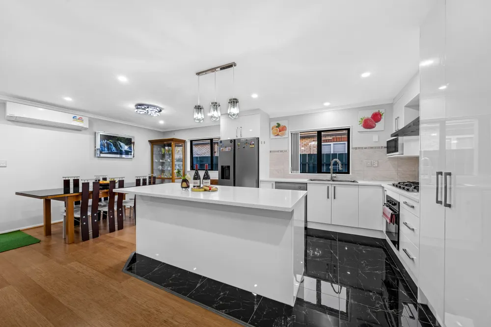 Photos of 15B Seymour Avenue
