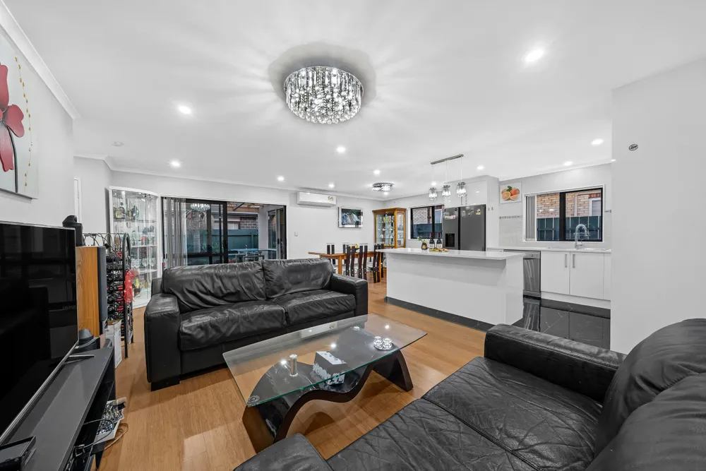 Photos of 15B Seymour Avenue