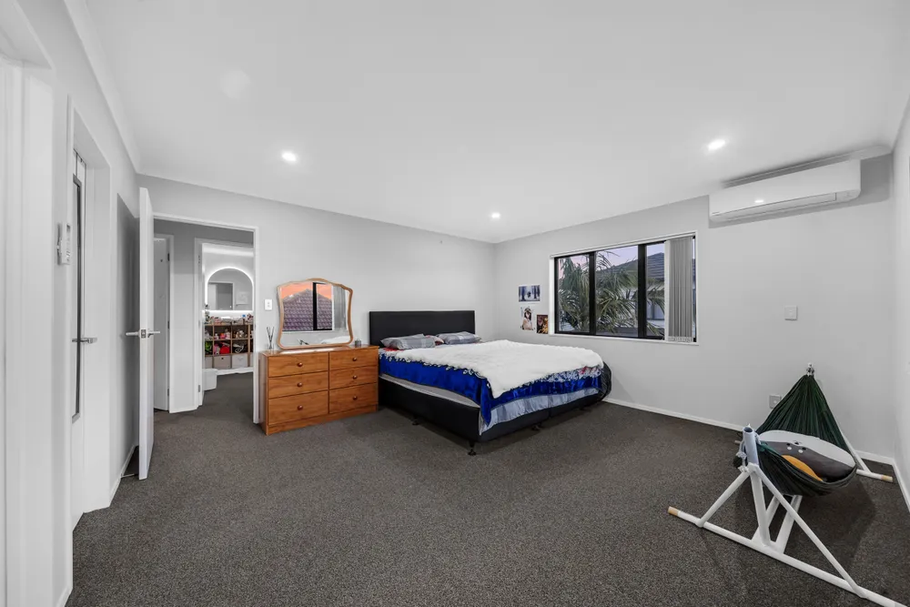 Photos of 15B Seymour Avenue