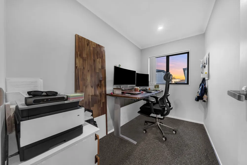 Photos of 15B Seymour Avenue