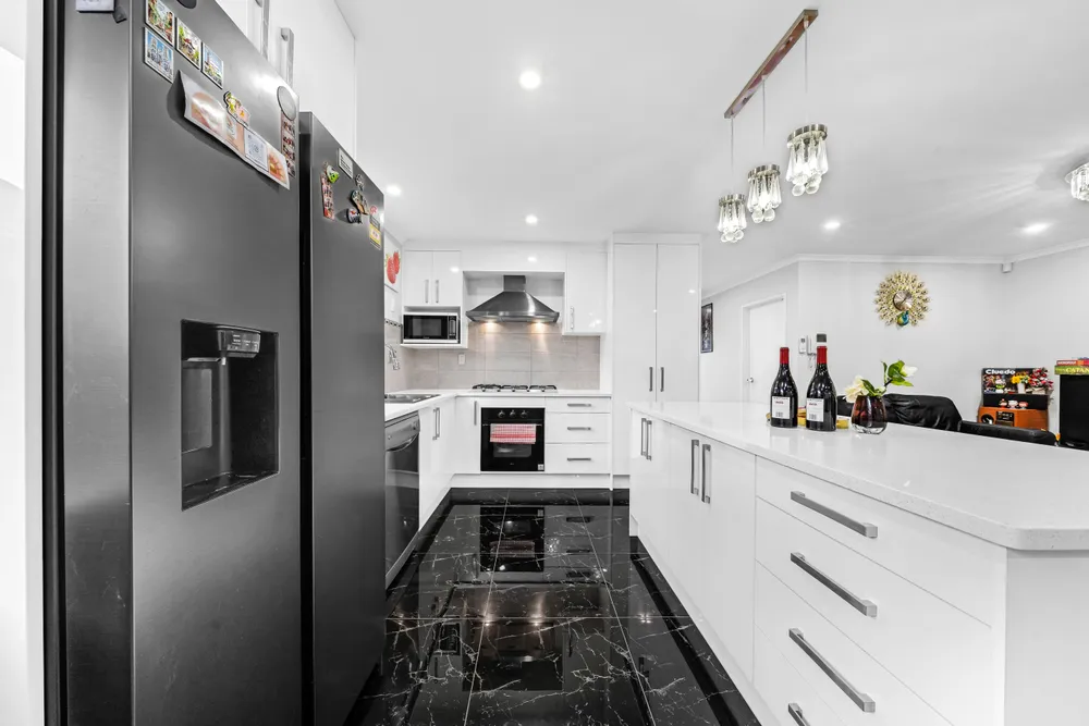 Photos of 15B Seymour Avenue