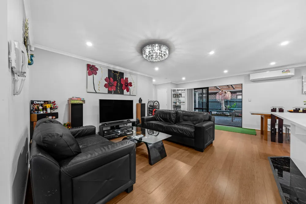 Photos of 15B Seymour Avenue
