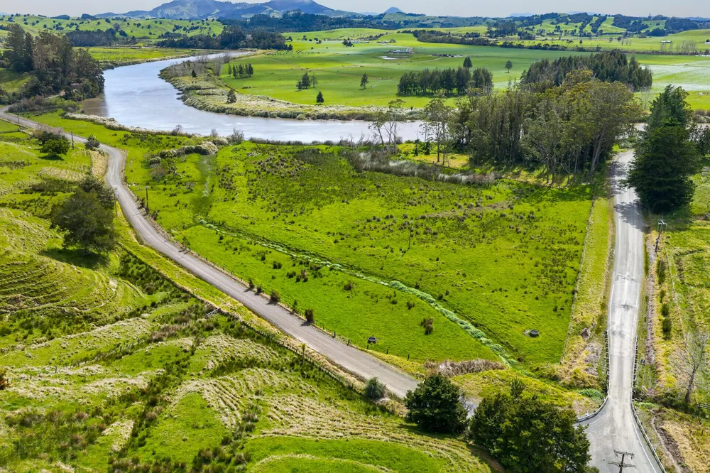 Photos of 1334 Pukehuia Road