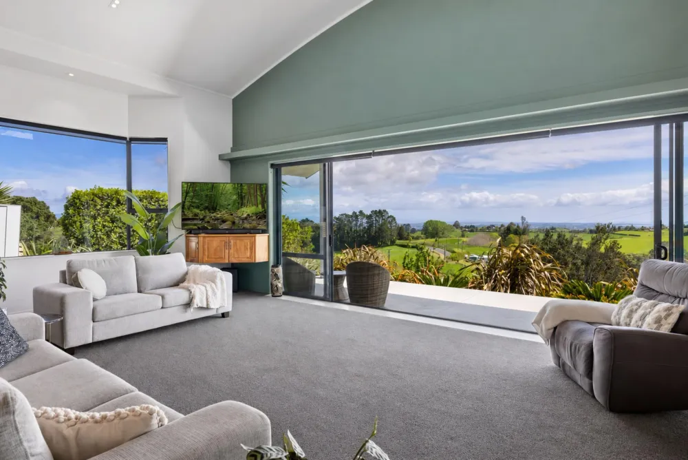 Photos of 857B Upper Ohauiti Road