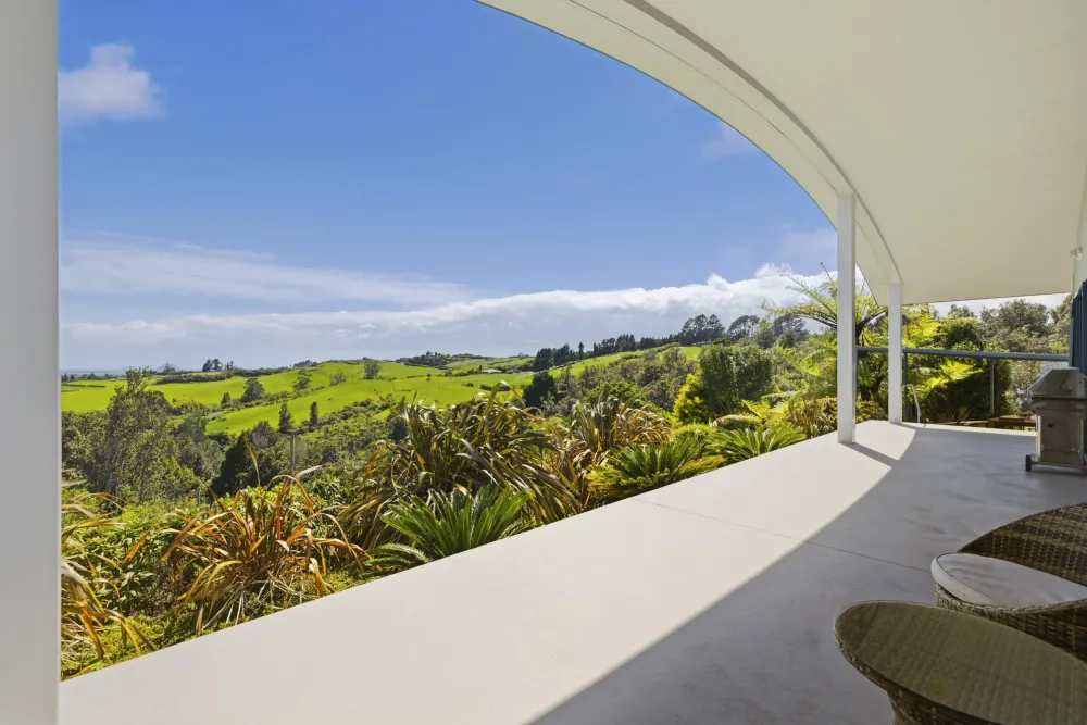 Photos of 857B Upper Ohauiti Road