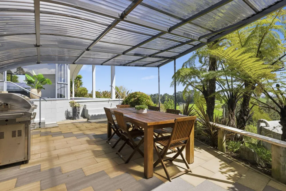 Photos of 857B Upper Ohauiti Road