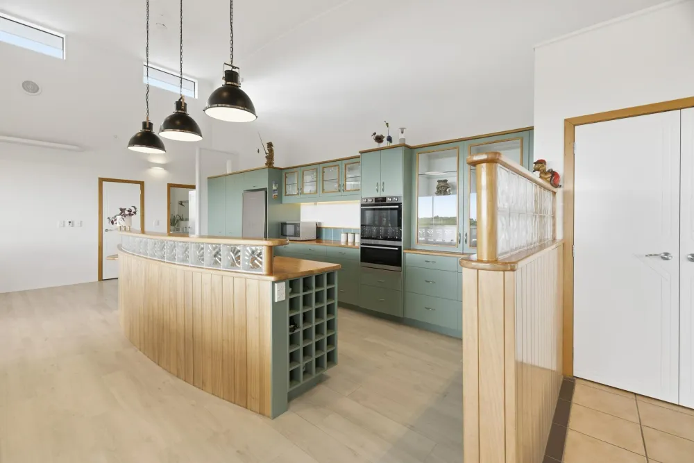 Photos of 857B Upper Ohauiti Road