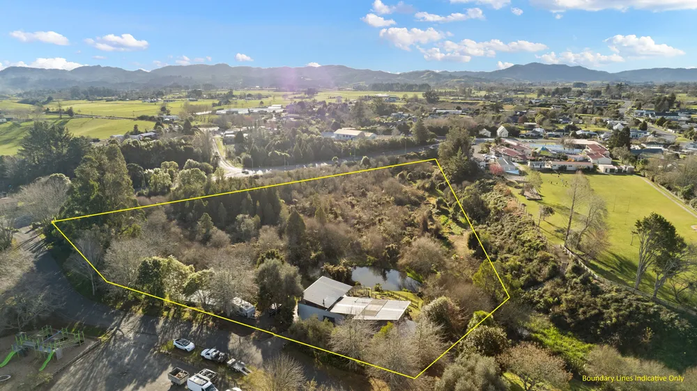 Photos of 13 Willow Brook Lane
