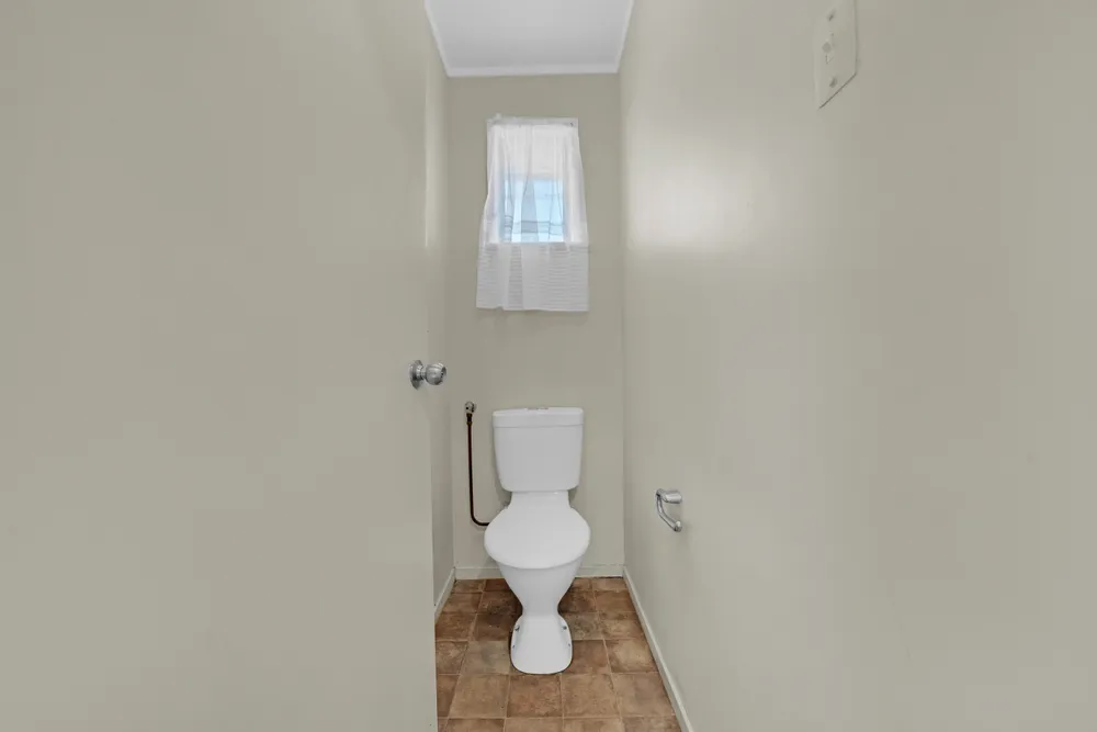 Photos of 27 Astor Place