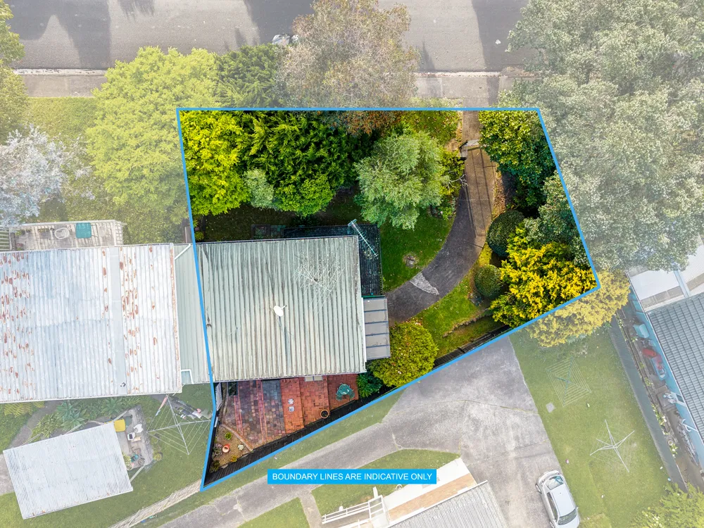 Photos of 2/11 Ayton Drive