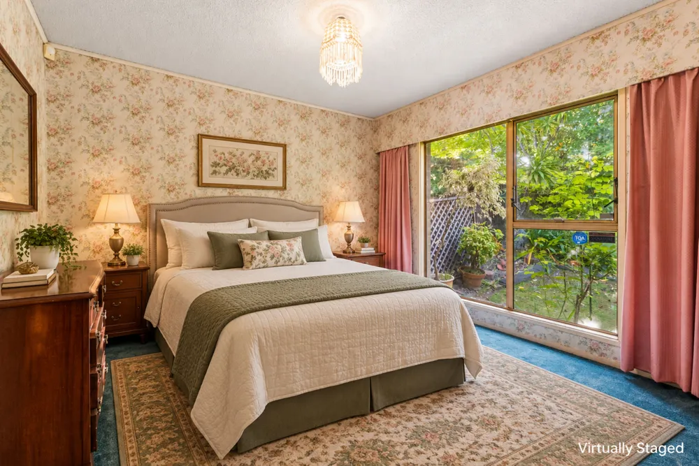 Photos of 2/11 Ayton Drive