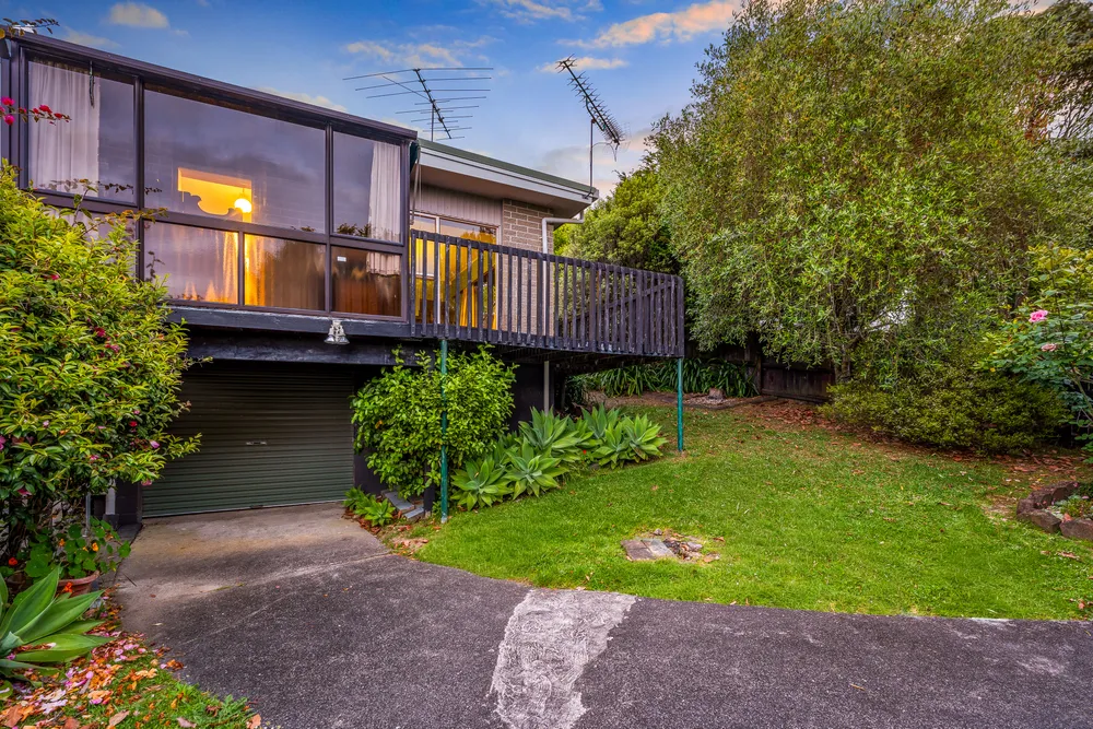 Photos of 2/11 Ayton Drive