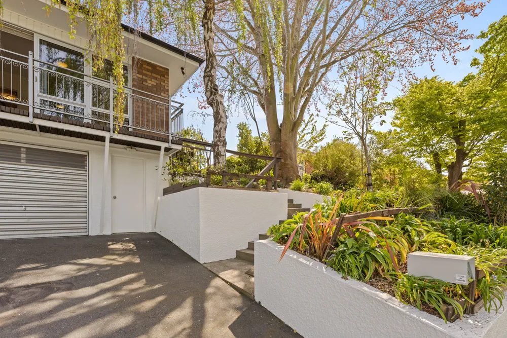Photos of 333 Eastern Terrace