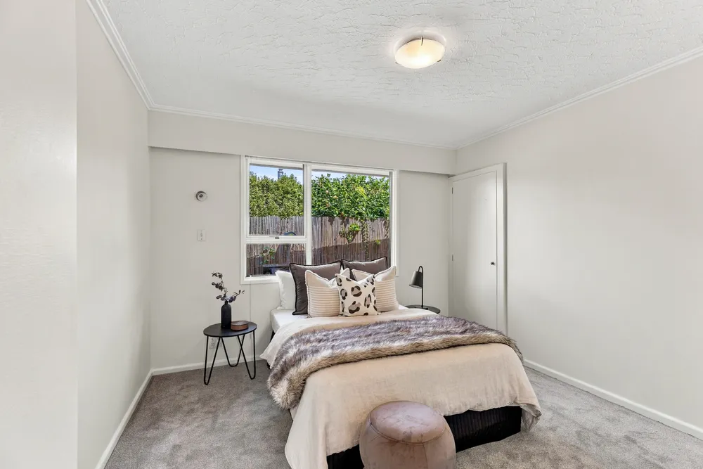 Photos of 333 Eastern Terrace