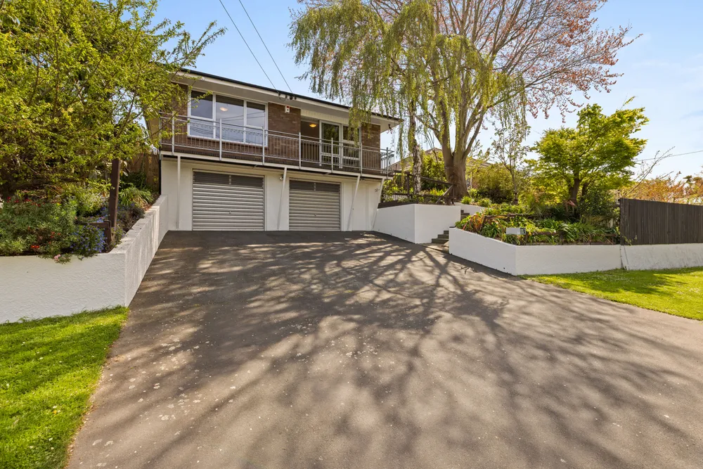 Photos of 333 Eastern Terrace