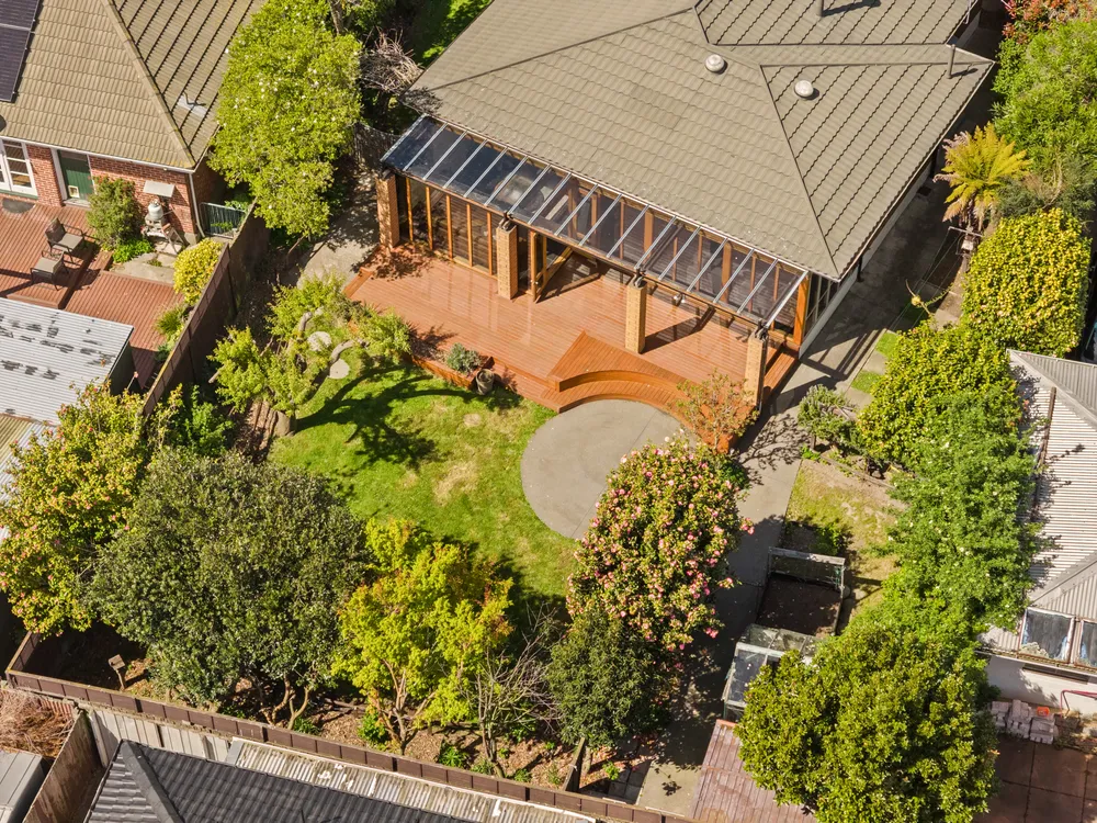 Photos of 333 Eastern Terrace