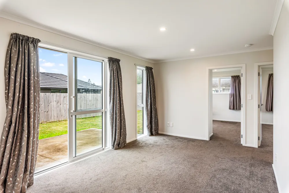 Photos of 92 Hinemoa Street