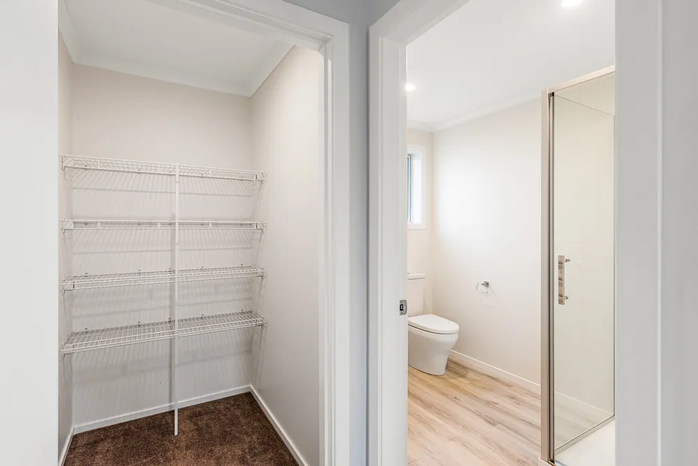 Photos of 92 Hinemoa Street