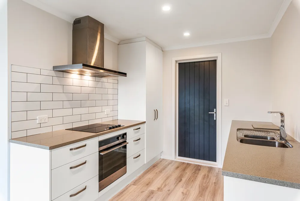 Photos of 92 Hinemoa Street