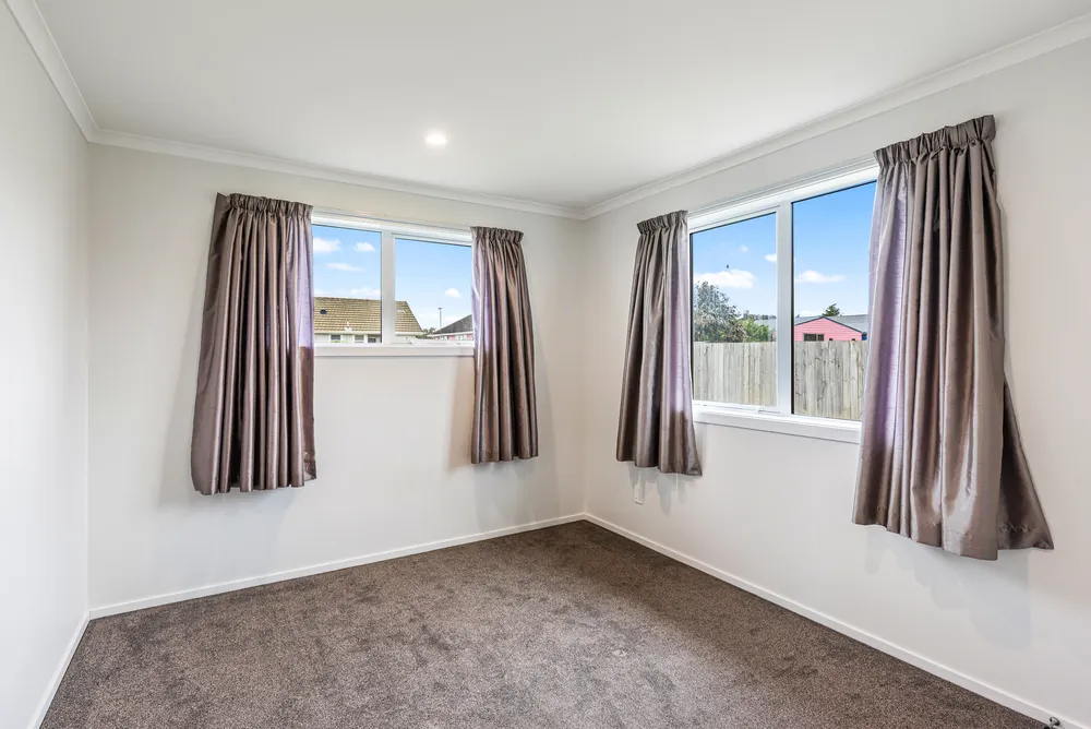 Photos of 92 Hinemoa Street