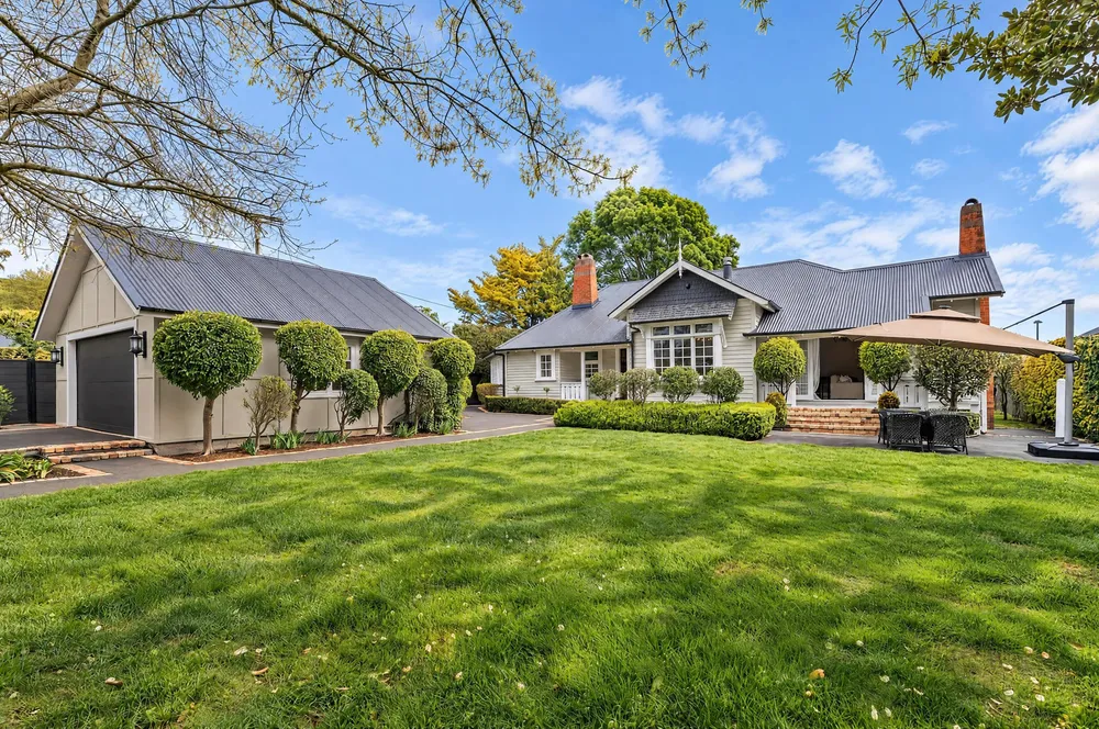 Photos of 11A MacMurray Road
