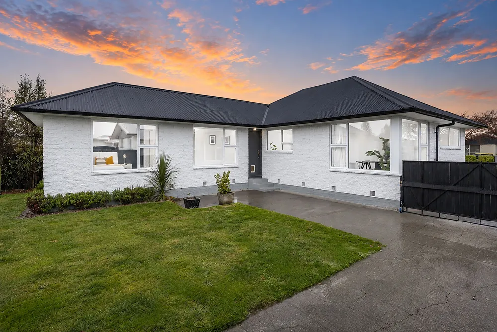 Photos of 22 Skerten Avenue