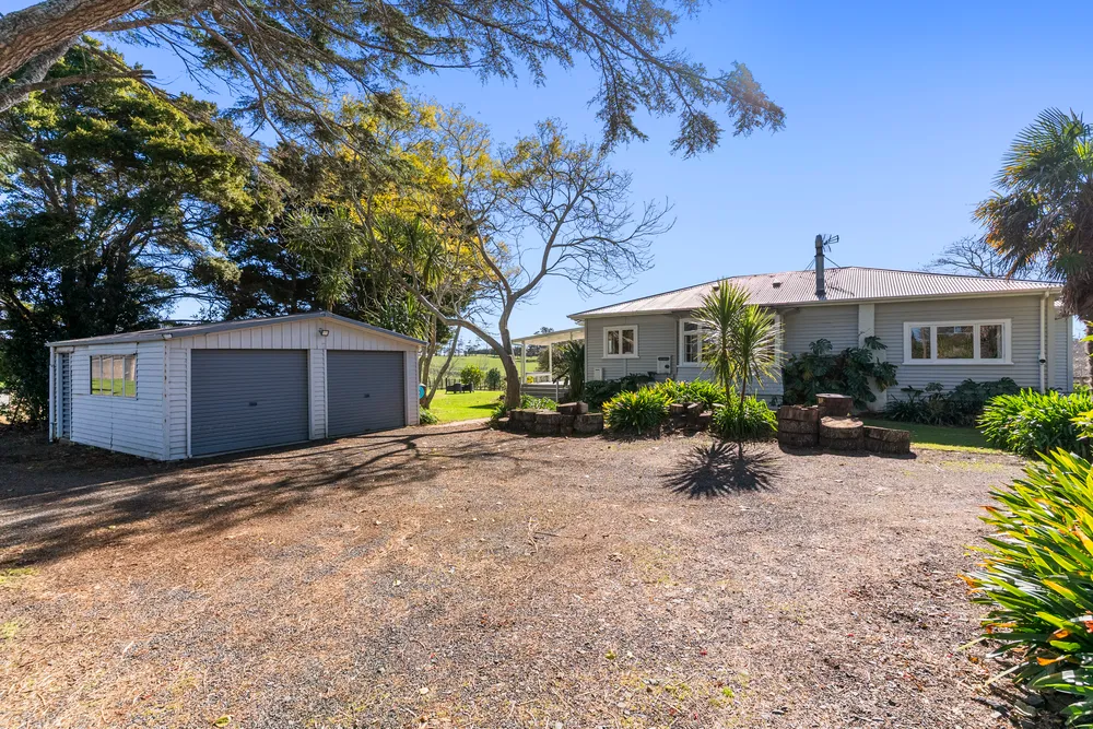 Photos of 371 Seagrove Road