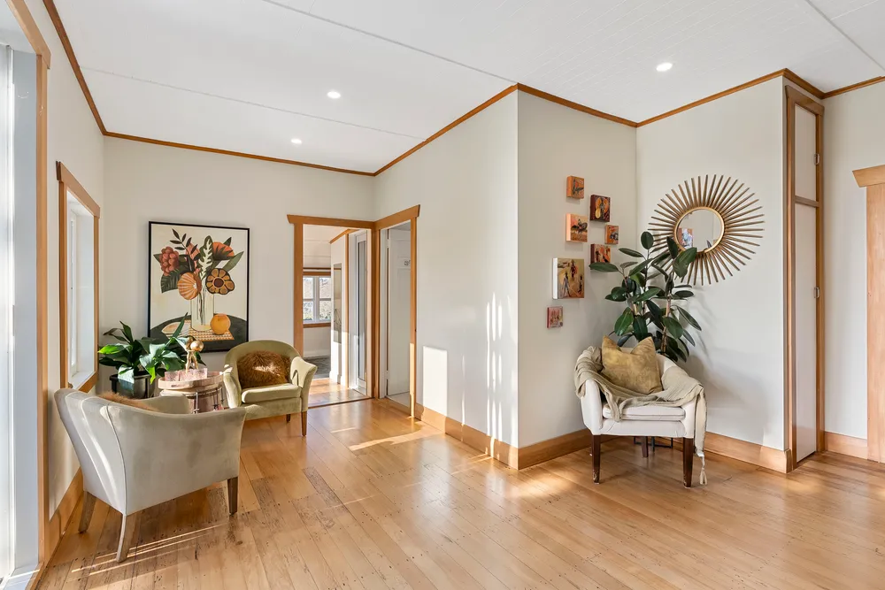 Photos of 371 Seagrove Road