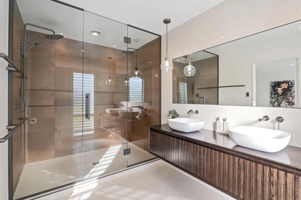 Photos of 1 Burnett Lane