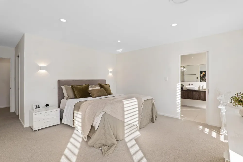 Photos of 1 Burnett Lane