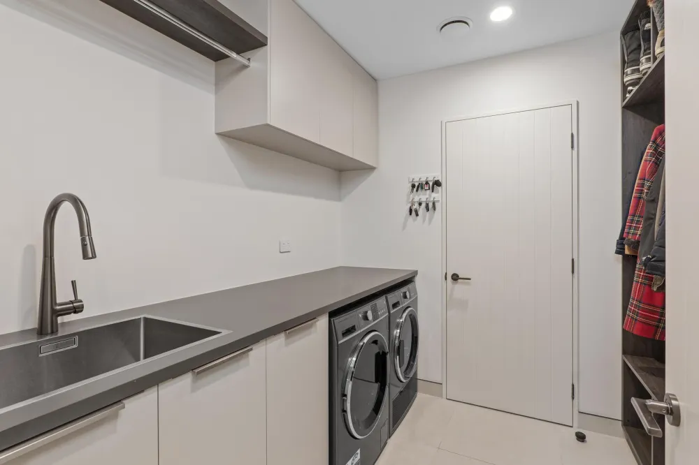 Photos of 1 Burnett Lane