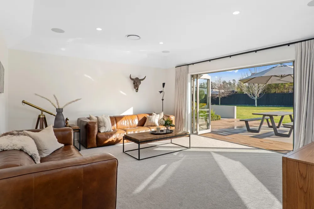 Photos of 1 Burnett Lane