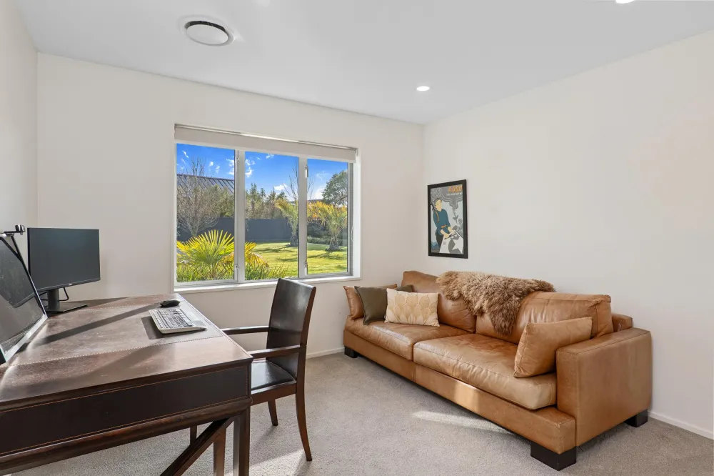 Photos of 1 Burnett Lane