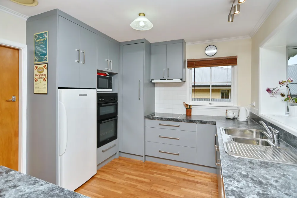Photos of 338 Harewood Road