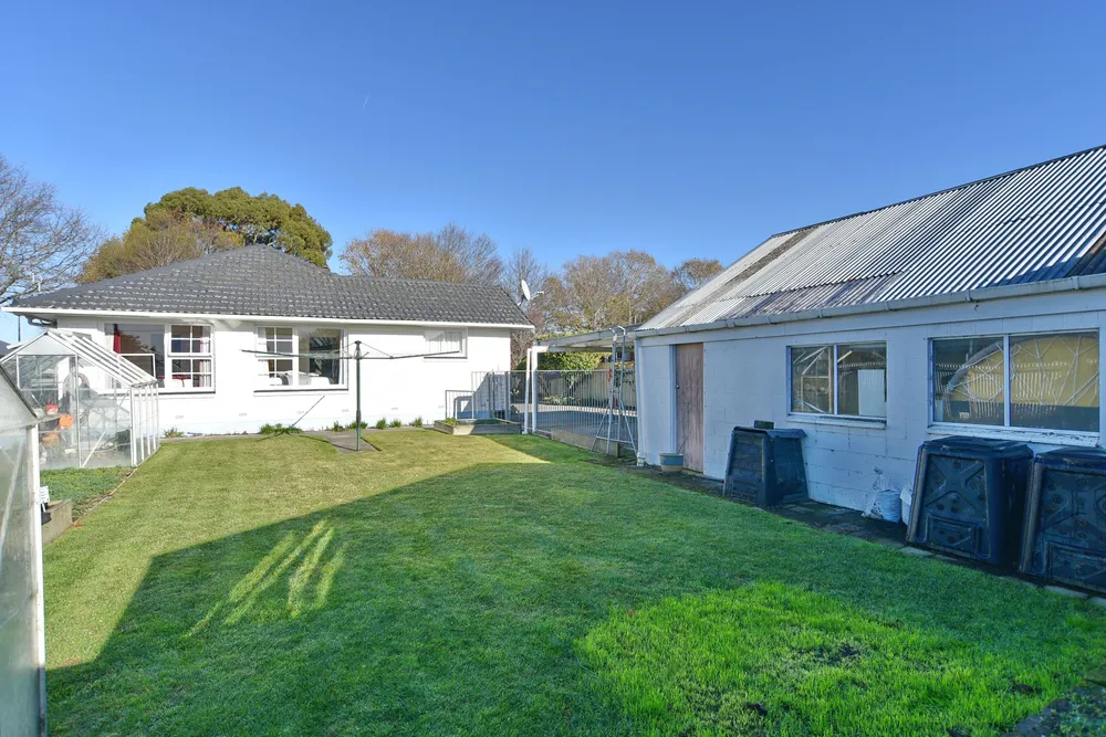 Photos of 338 Harewood Road