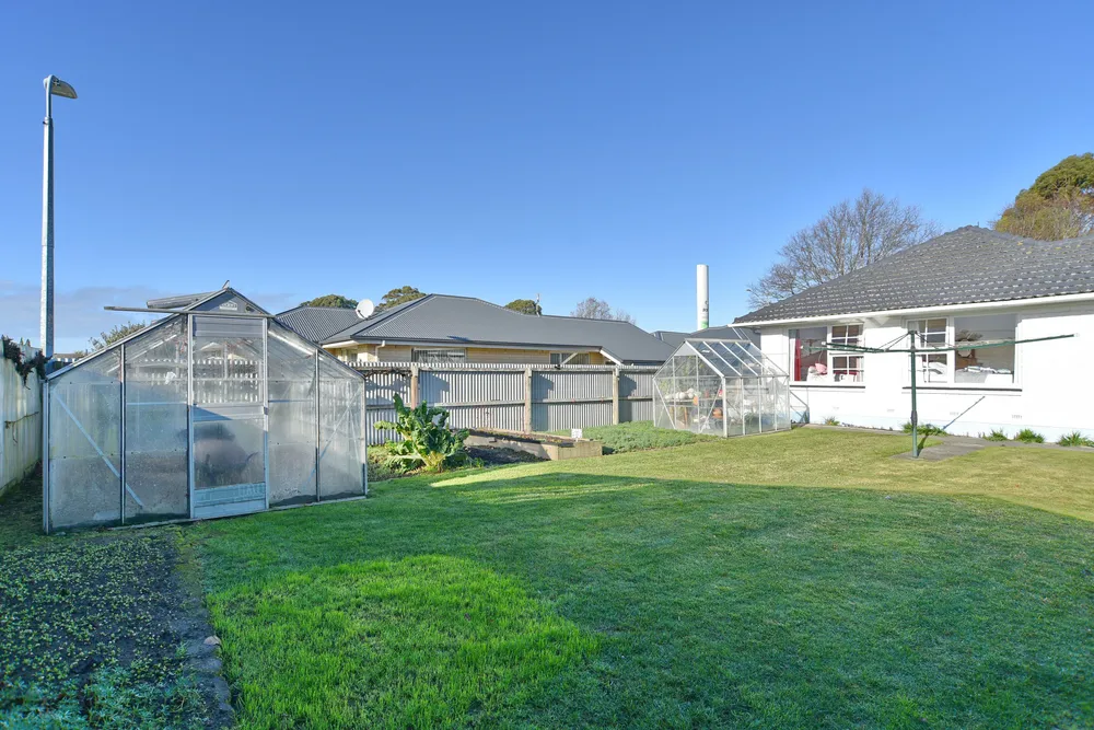 Photos of 338 Harewood Road