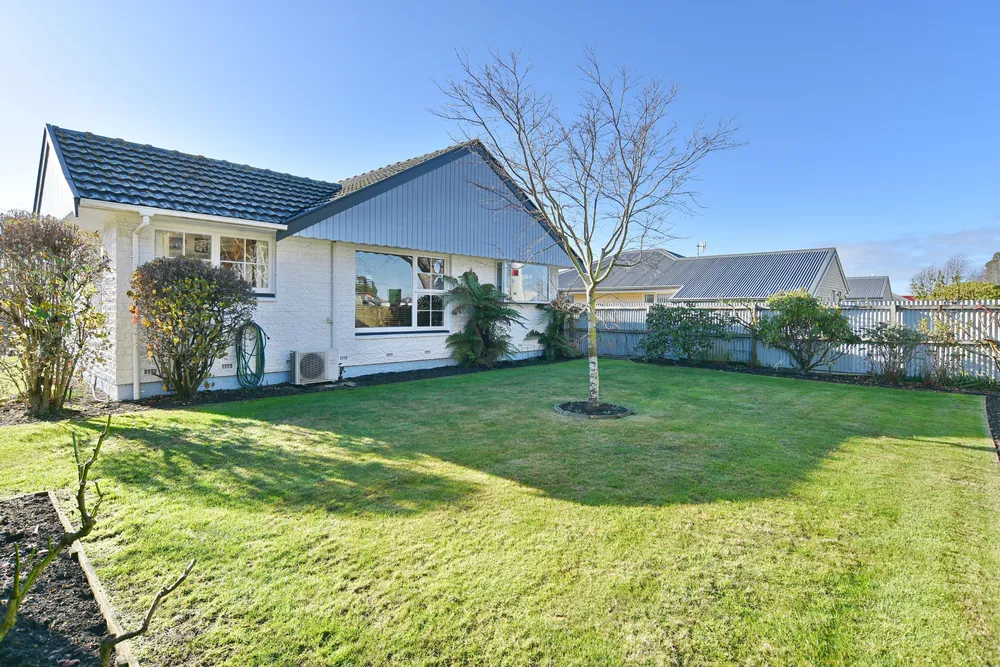Photos of 338 Harewood Road