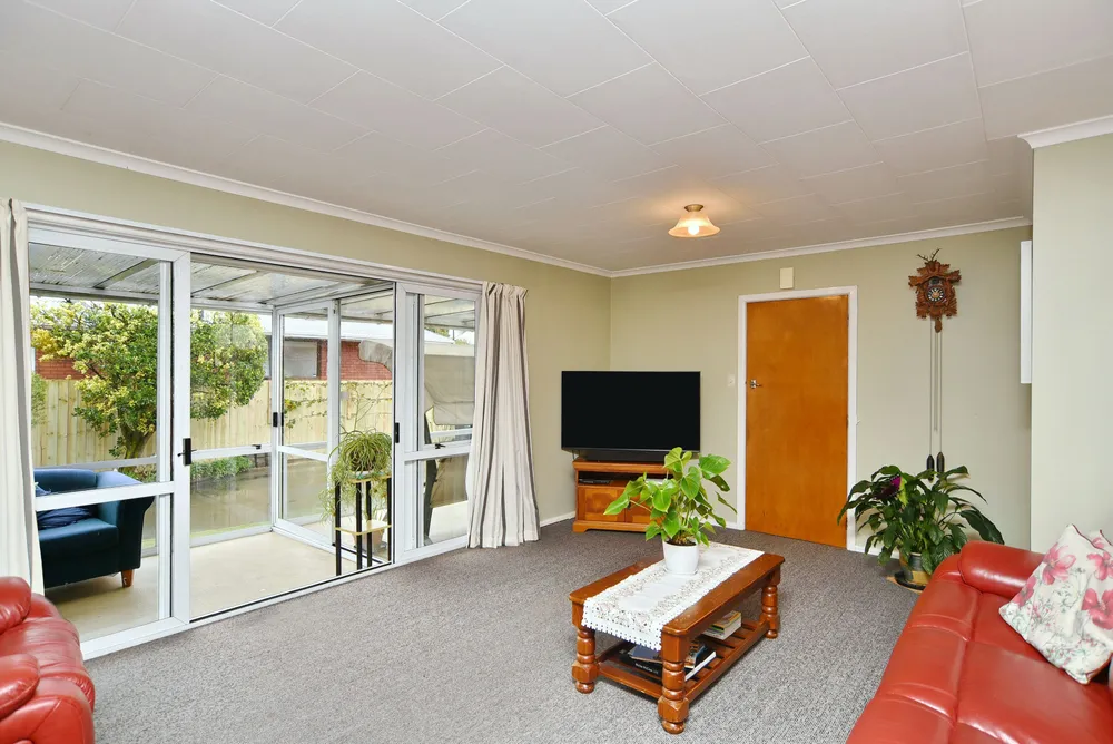 Photos of 338 Harewood Road