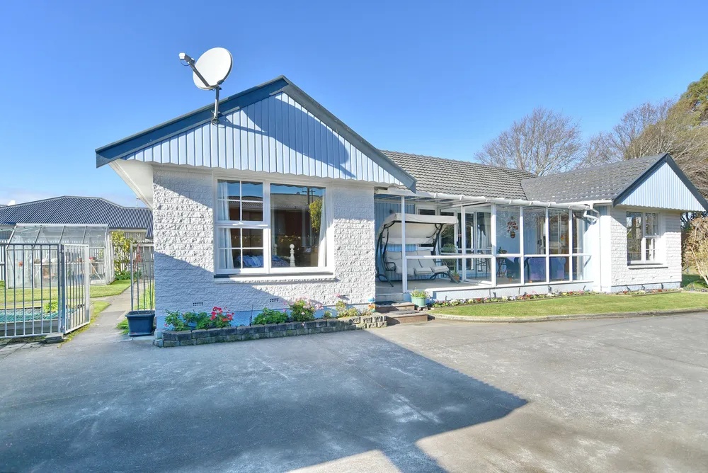 Photos of 338 Harewood Road