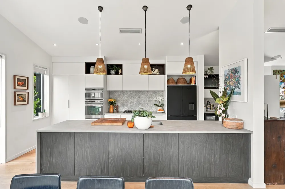 Photos of 9 Hadlow Place