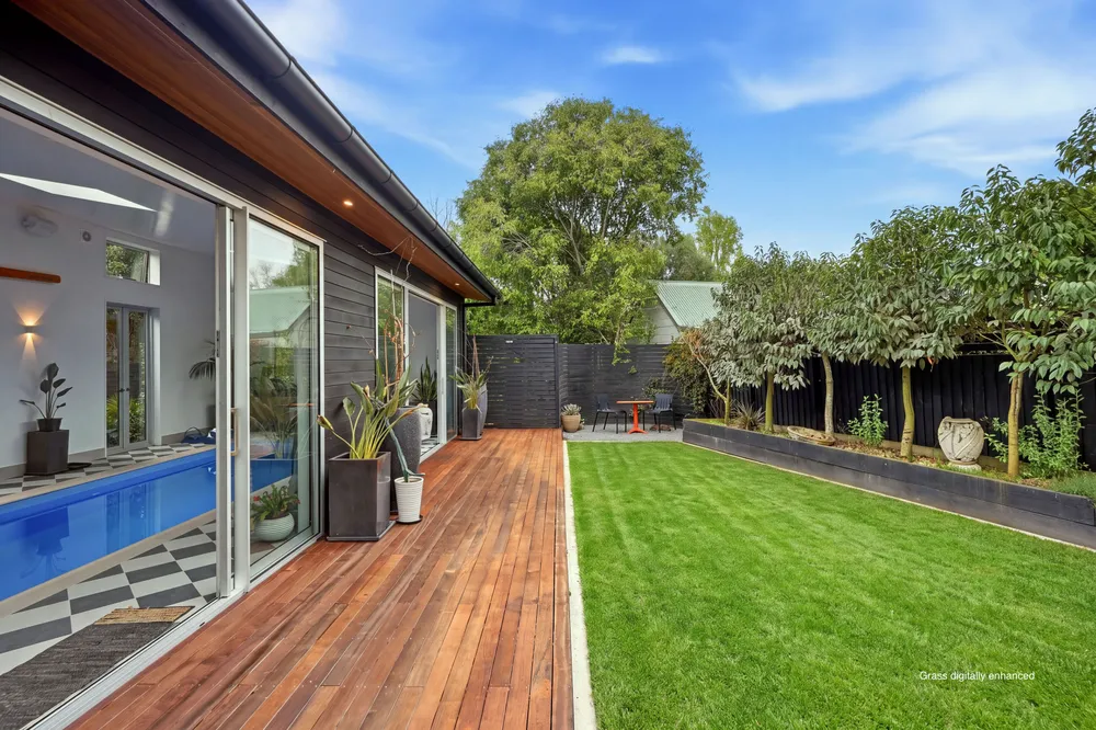 Photos of 9 Hadlow Place