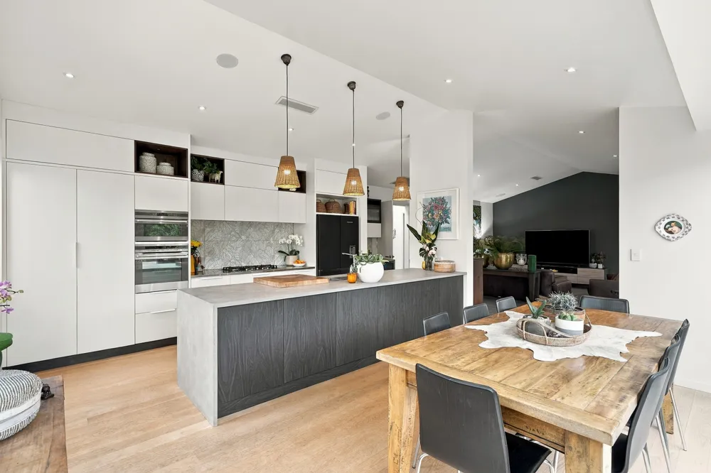 Photos of 9 Hadlow Place