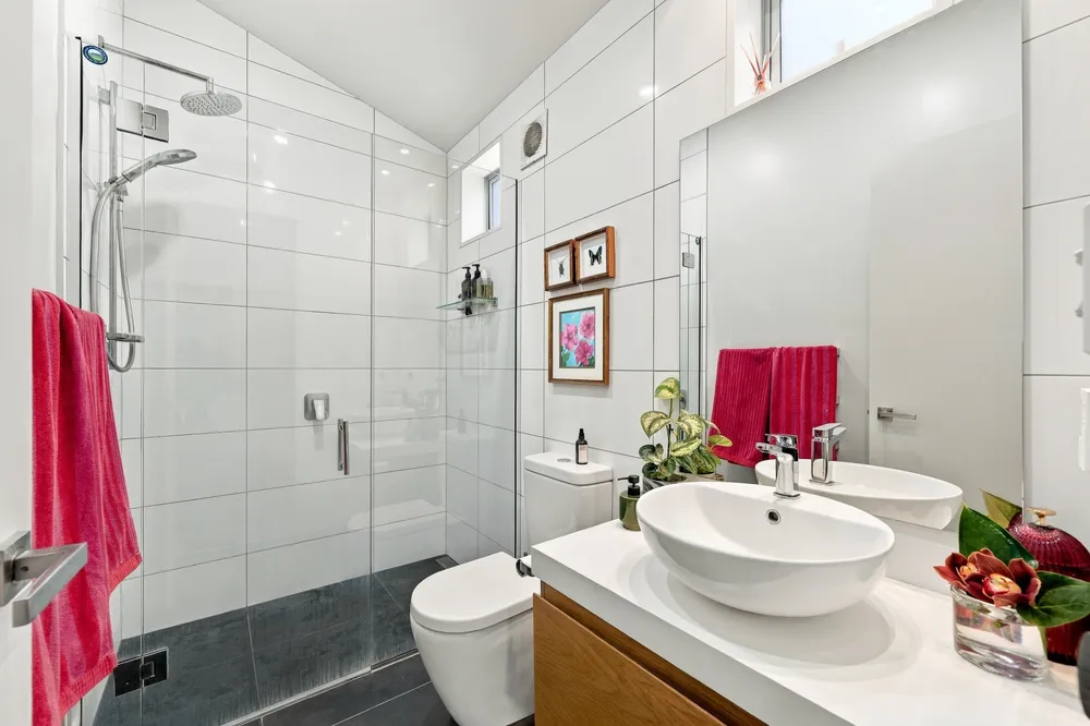 Photos of 9 Hadlow Place